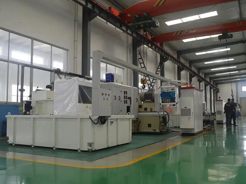 Mobile phone titanium-aluminum edge strip double-disc grinding machine is delivered in batches today